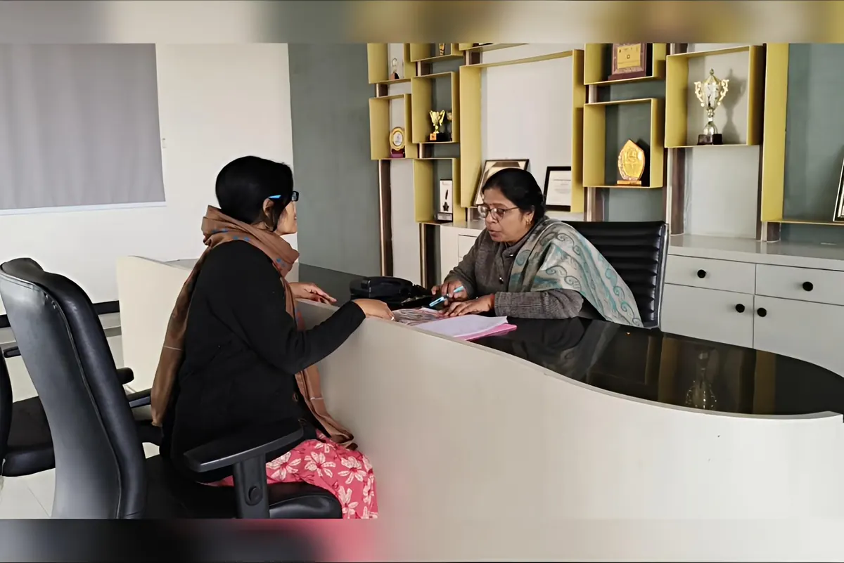 Secure reception desk